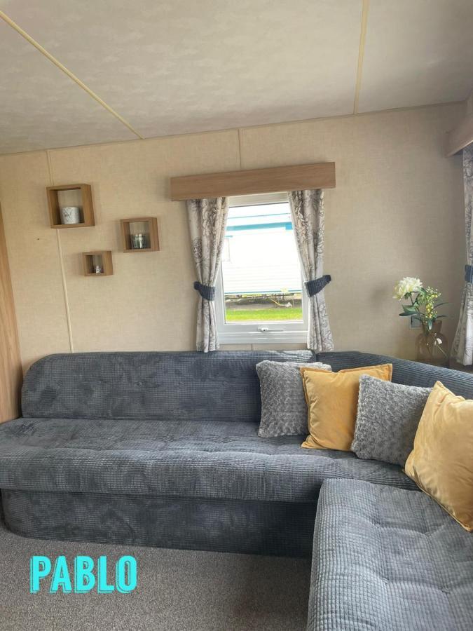 Towyn Six Berth En Suite Caravan Rhyl Eksteriør billede