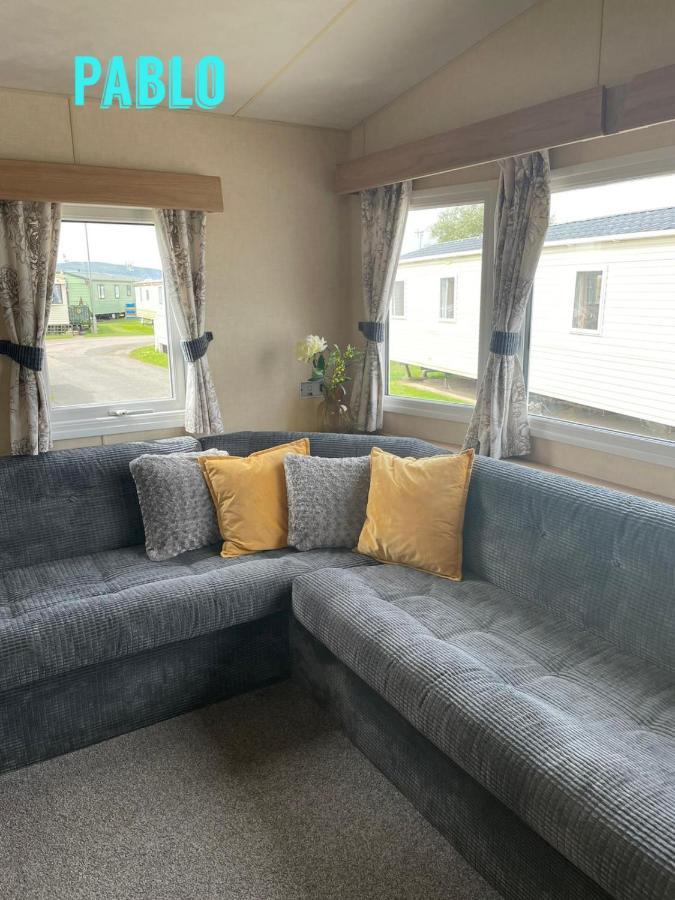 Towyn Six Berth En Suite Caravan Rhyl Eksteriør billede